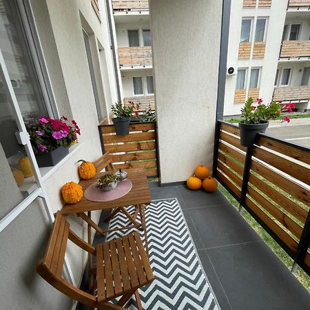 Apartament Bella Lejlighed Târgu-Mureş Eksteriør billede